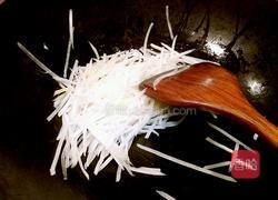 白萝卜丝肉丸汤的做法图解6