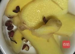 白萝卜猪蹄汤的做法图解2