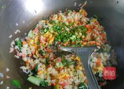 Egg Fried Rice Recipe Illustration 8