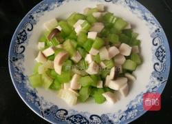 炒三丁的做法图解5