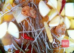 酥肉萝卜炖粉条的做法图解6