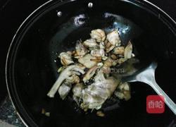 茶树菇闷鸡肉的做法图解7