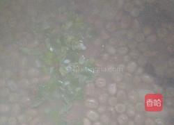 花生猪蹄汤的做法图解4