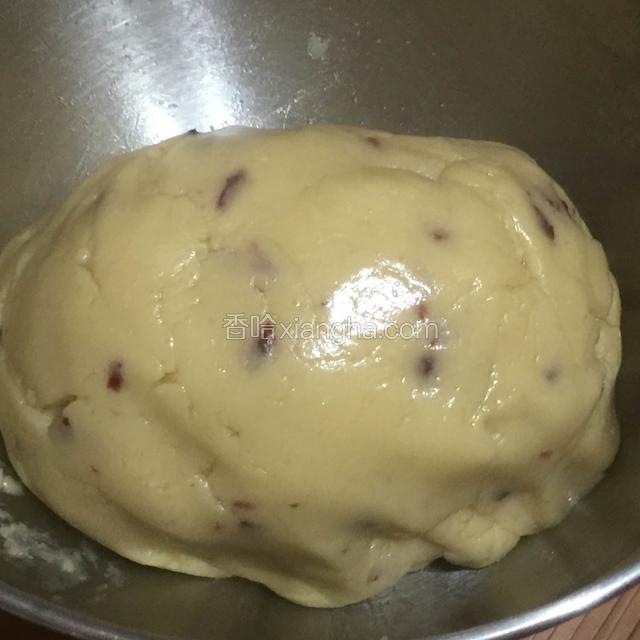 和成面团放冰箱冷藏1小时