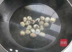 红烧肉烧鹌鹑蛋的做法图解1
