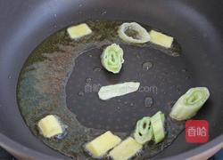 炒小银鱼的做法图解4