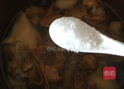 虫草花姬松茸煲鸡汤的做法图解6
