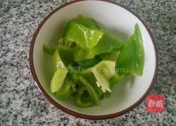 青笋炒鸡蛋的做法图解2