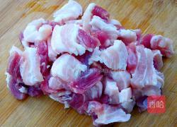 口蘑炒肉的做法图解2