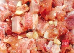 蒜香排骨煎玉米的做法图解5