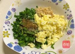 韭菜鸡蛋馅饼的做法图解3