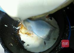 焦糖热奶茶的做法图解5