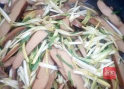 蒜苗豆干炒肉的做法图解7