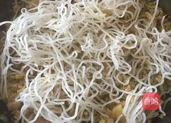 排骨烩酸菜 主食（炸馒头）的做法图解6