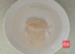 冰糖炖燕窝的做法图解1