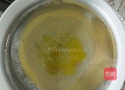 蒸鸡蛋花的做法图解2