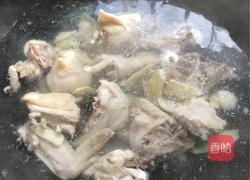 韩式辣鸡汤的做法图解2