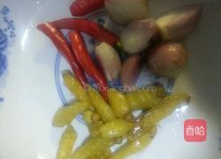 四川泡椒凤爪的做法图解2