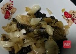 酸菜炒猪大肠的做法图解4