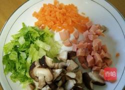 火腿肠菜粥的做法图解1