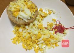 烟熏鲑鱼鸡蛋堡的做法图解5