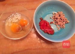 西红柿火腿厚蛋卷的做法图解1