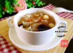 银耳百合莲子红枣枸杞羹的做法图解6