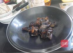 熟木耳朵炒鸡蛋的做法图解1