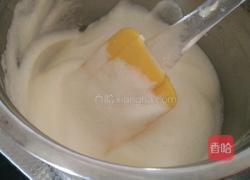 花样巧克力蛋糕卷的做法图解15