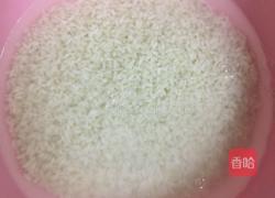 香菇糯米丸子的做法图解1