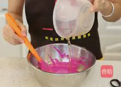 The no-bake cake that babies love - Dragon Fruit Mousse Cake Recipe Illustration 10