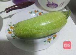 角瓜炒肉的做法图解1