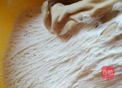 鲜虾肉包的做法图解2