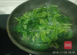 凉拌菠菜黄豆芽的做法图解2