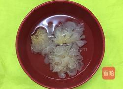 冰糖红枣银耳羹的做法图解2