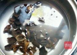 芹菜海鲜菇的做法图解8