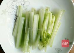 芹菜海鲜菇的做法图解7