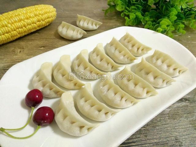 玉米胡萝卜猪肉馅饺子