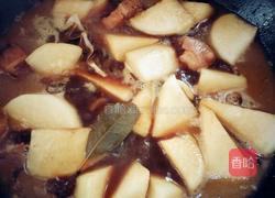 红烧萝卜的做法图解1