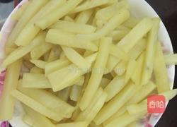 酥脆炸薯条的做法图解6