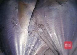 家烧白鲳鱼的做法图解1