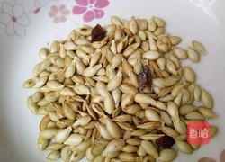 炒南瓜子的做法图解4