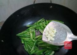 尖椒炒烧鸭的做法图解3