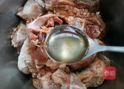 黄豆酱香大骨头的做法图解5