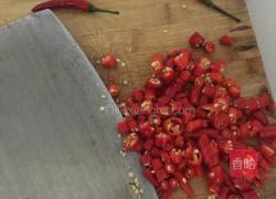 凉拌酸辣鸡脚的做法图解2