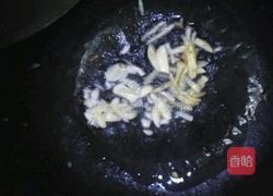 紫苏焖鸭的做法图解3