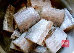 刀鱼扒白菜的做法图解1