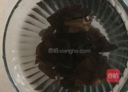 青椒炒龙利片的做法图解1