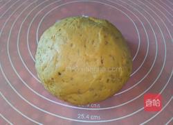 胡萝卜芝麻馒头的做法图解5