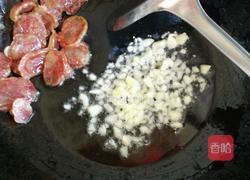 腊肠炒荷兰豆的做法图解5